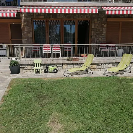 Appartement Boathouse With Sauna And Salt Balatonlelle